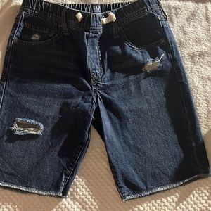 Boys gap ripped short Jean material size XXL